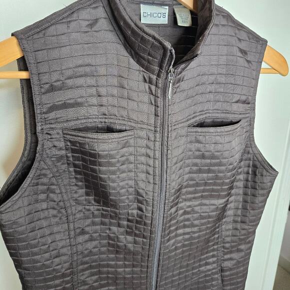 Chico's Quilted Dark Green/Gray Quilted Waffle Pattern 2way Zip Vest Sz 0/Small - Picture 4 of 10
